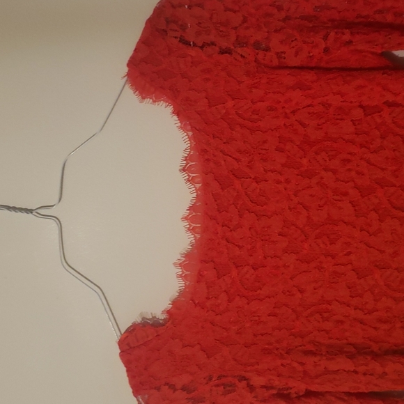 Diane Von Furstenberg red lace 3/4 length sleeve dress size 8 - Picture 2 of 4